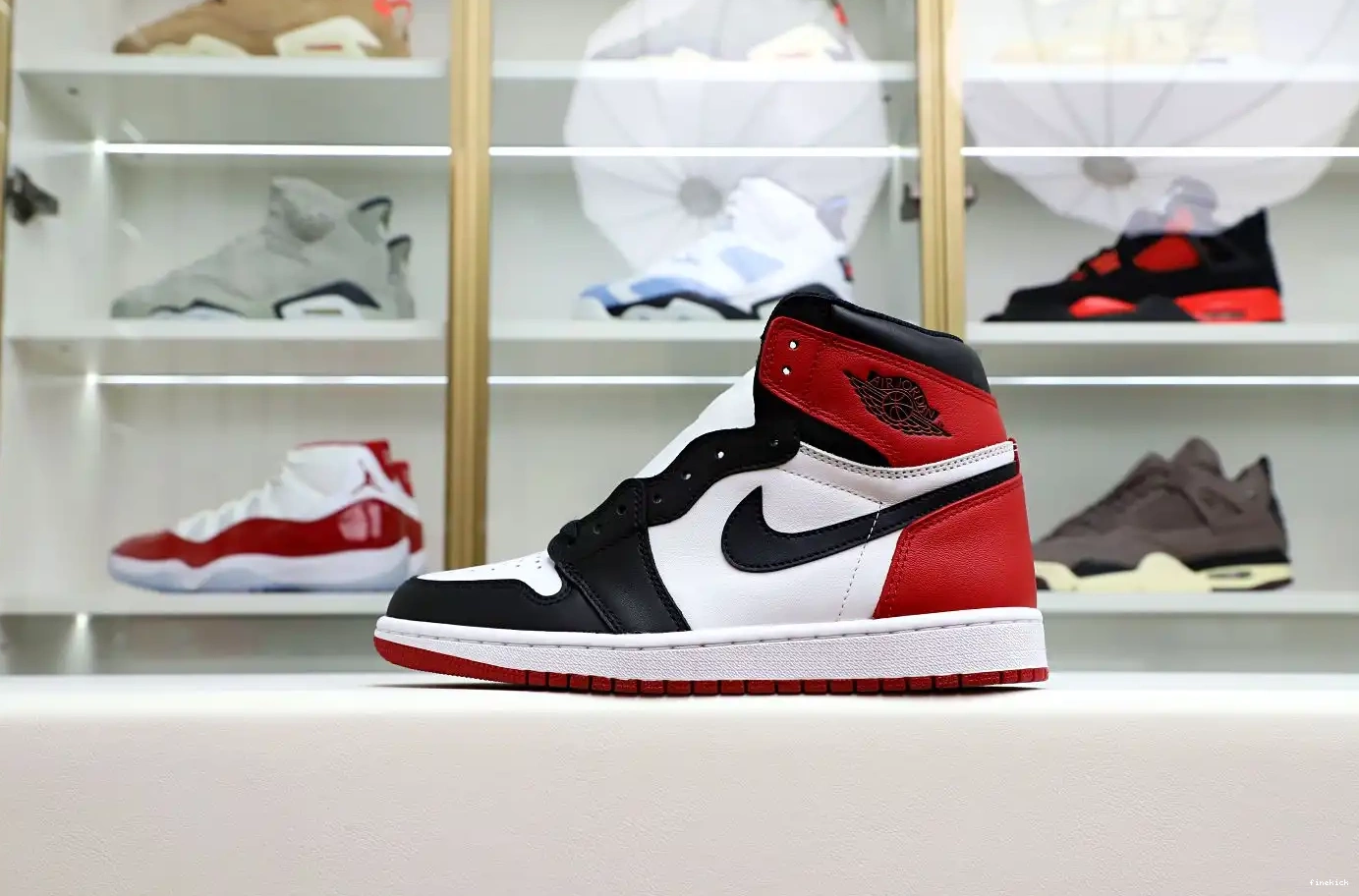 Air Toe Retro (2016) Jordan 1 Black 0402